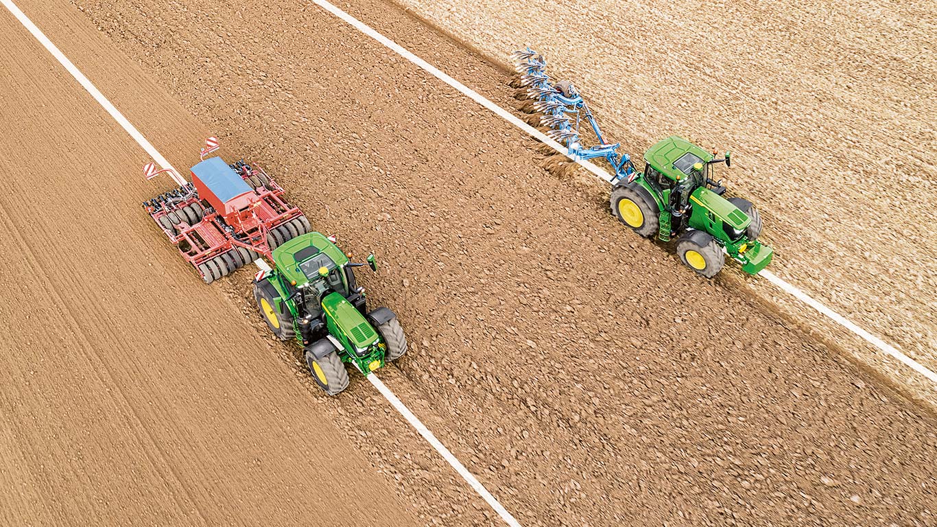 Интегрированная в трактор система John Deere Active Implement Guidance