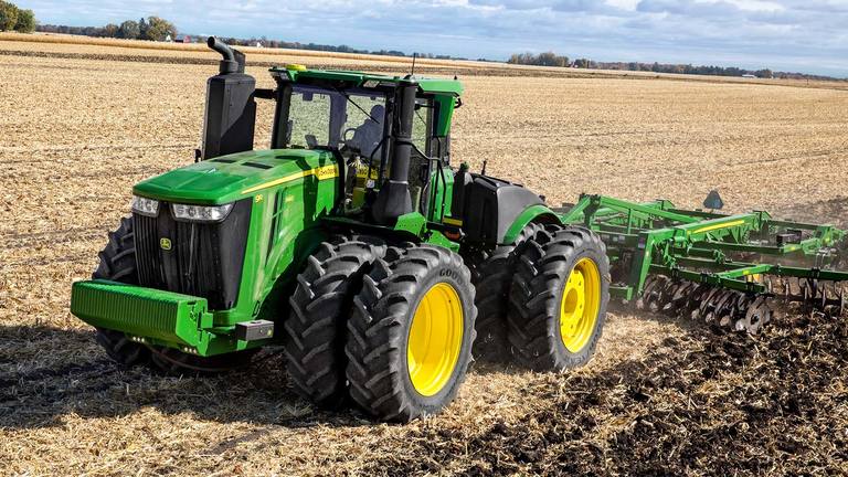 Трактор серії 9 l John Deere